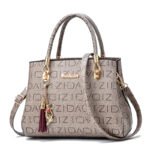 Printed Fashion Ladies Handbags – Elegant & Spacious Bags for Every Occasion